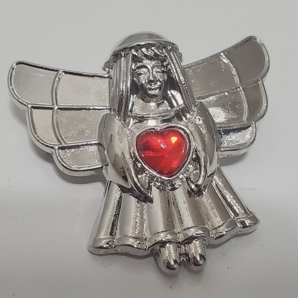 4/$20 Silver Tone Vintage Angel with Red Heart Brooch Silver Angel Brooch. 🌴